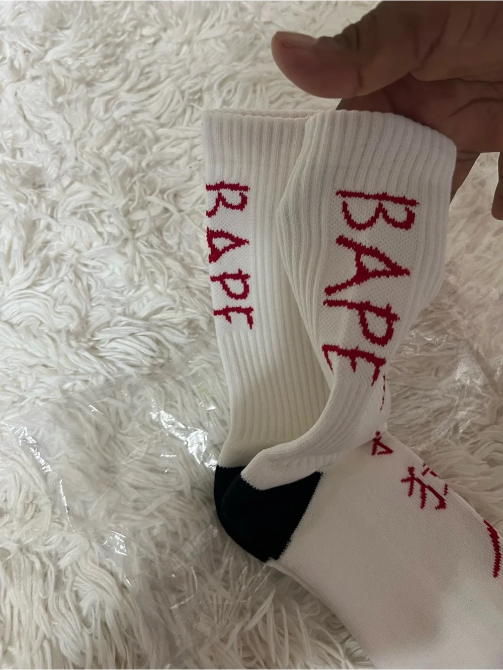A Bathing Ape White & Red Logo Crew Socks men’s unisex 8-11